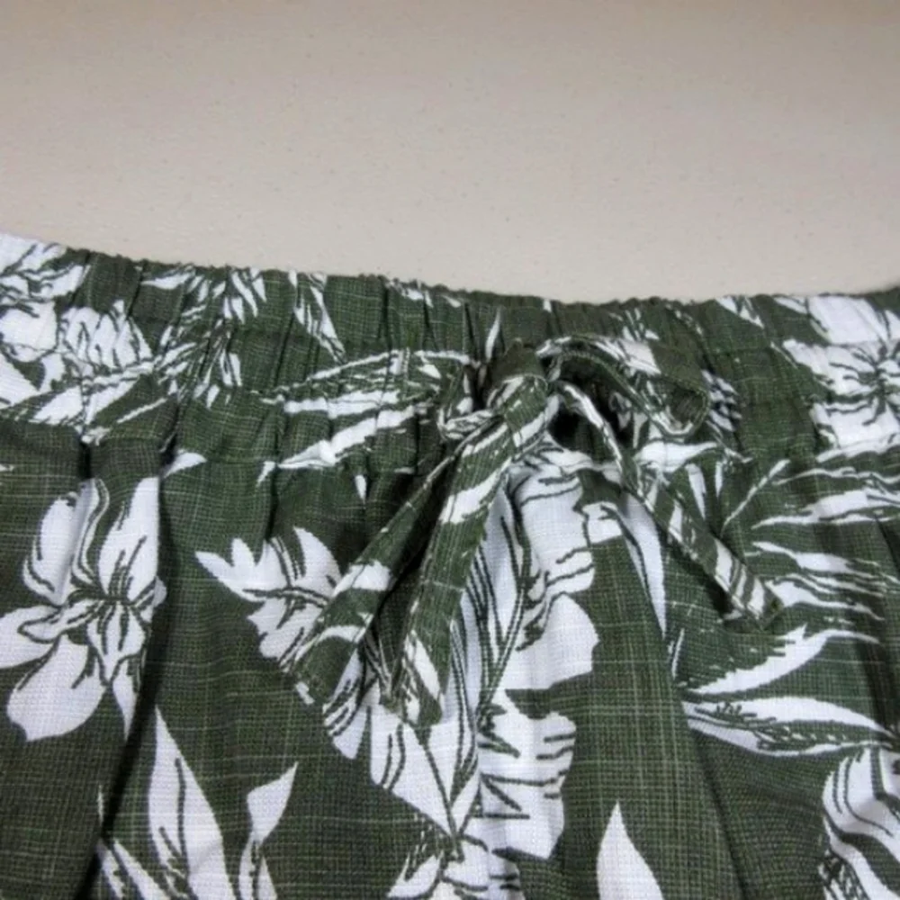 KUT from the KLOTH womens dark olive an white ferns Hawaiian midi skirt M NWT - Picture 3 of 5